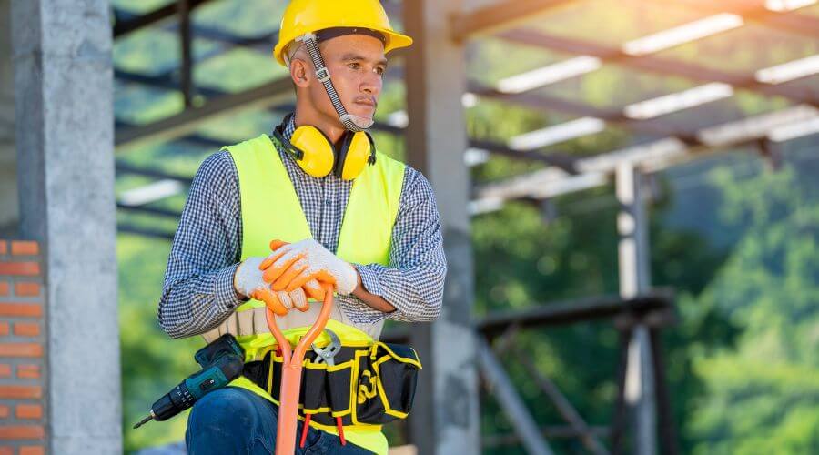 Professional gutter cleaning in Womelsdorf, PA